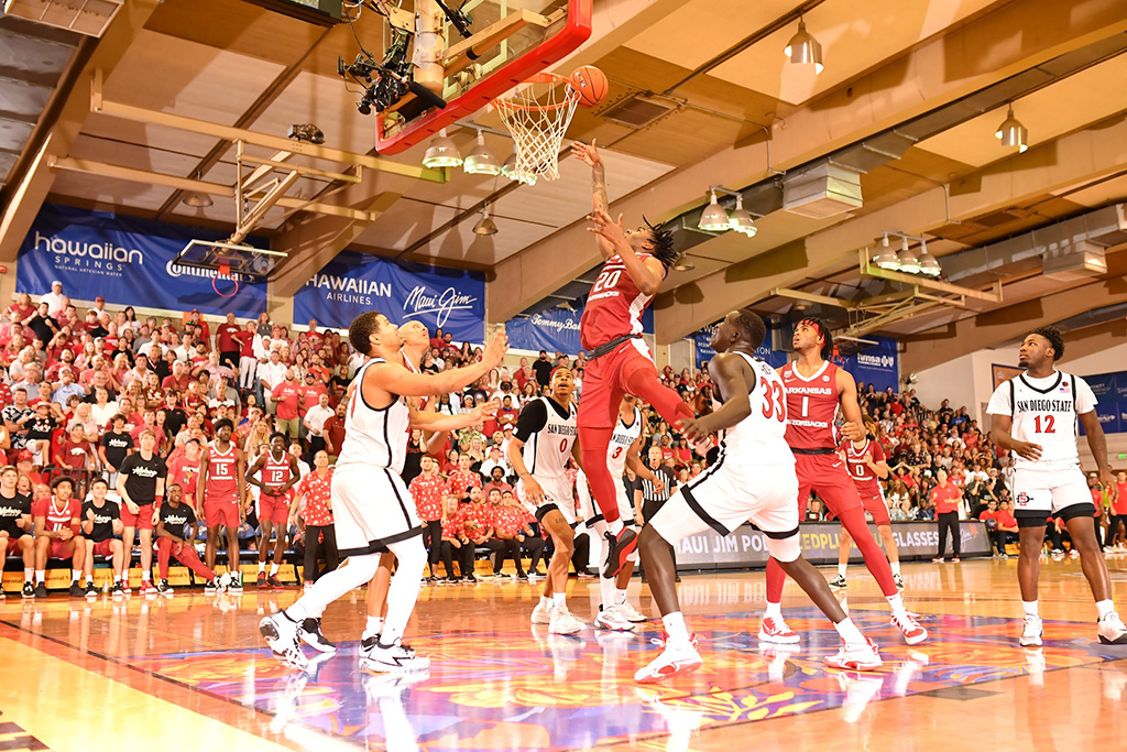 Arkansas takes 3rd in Maui with OT win over San Diego State